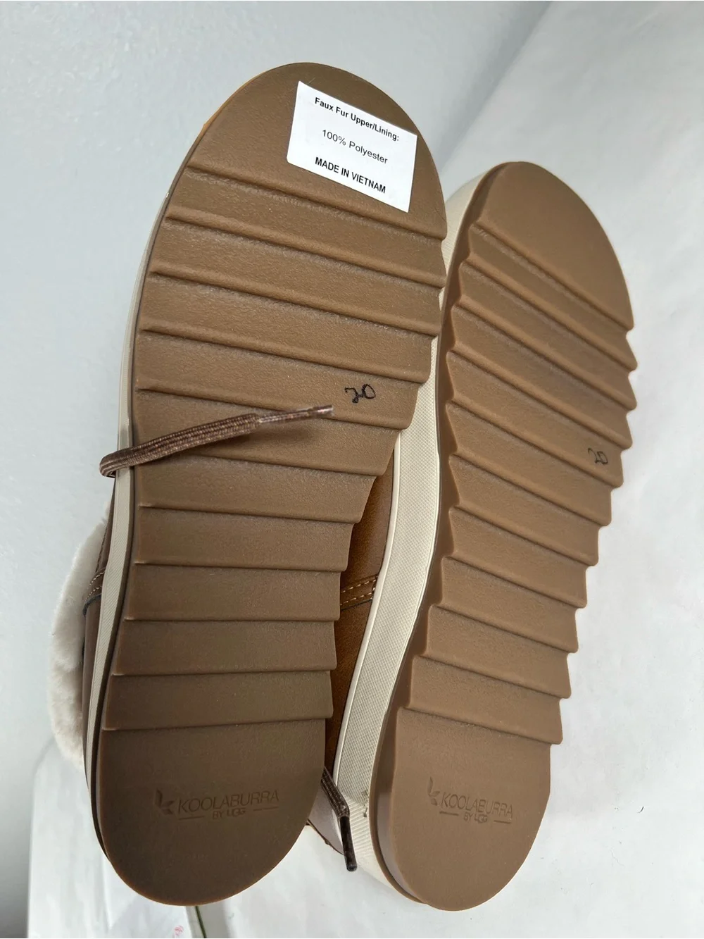 Koolaburra by Ugg boots size 9